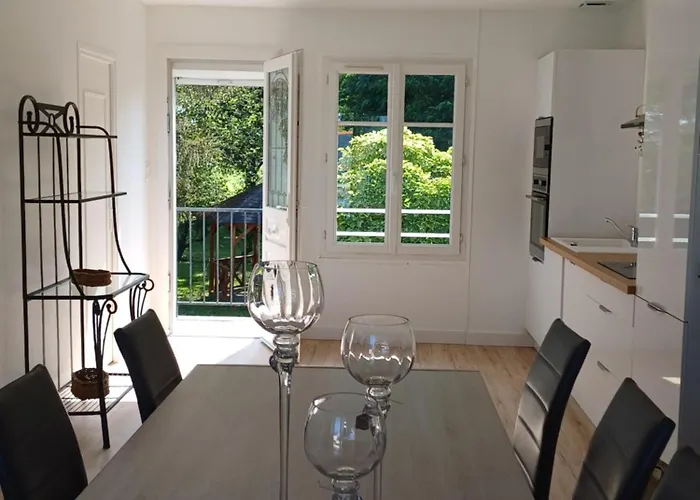 Maison 3 Avec 2 A 6 Personnes سوموور